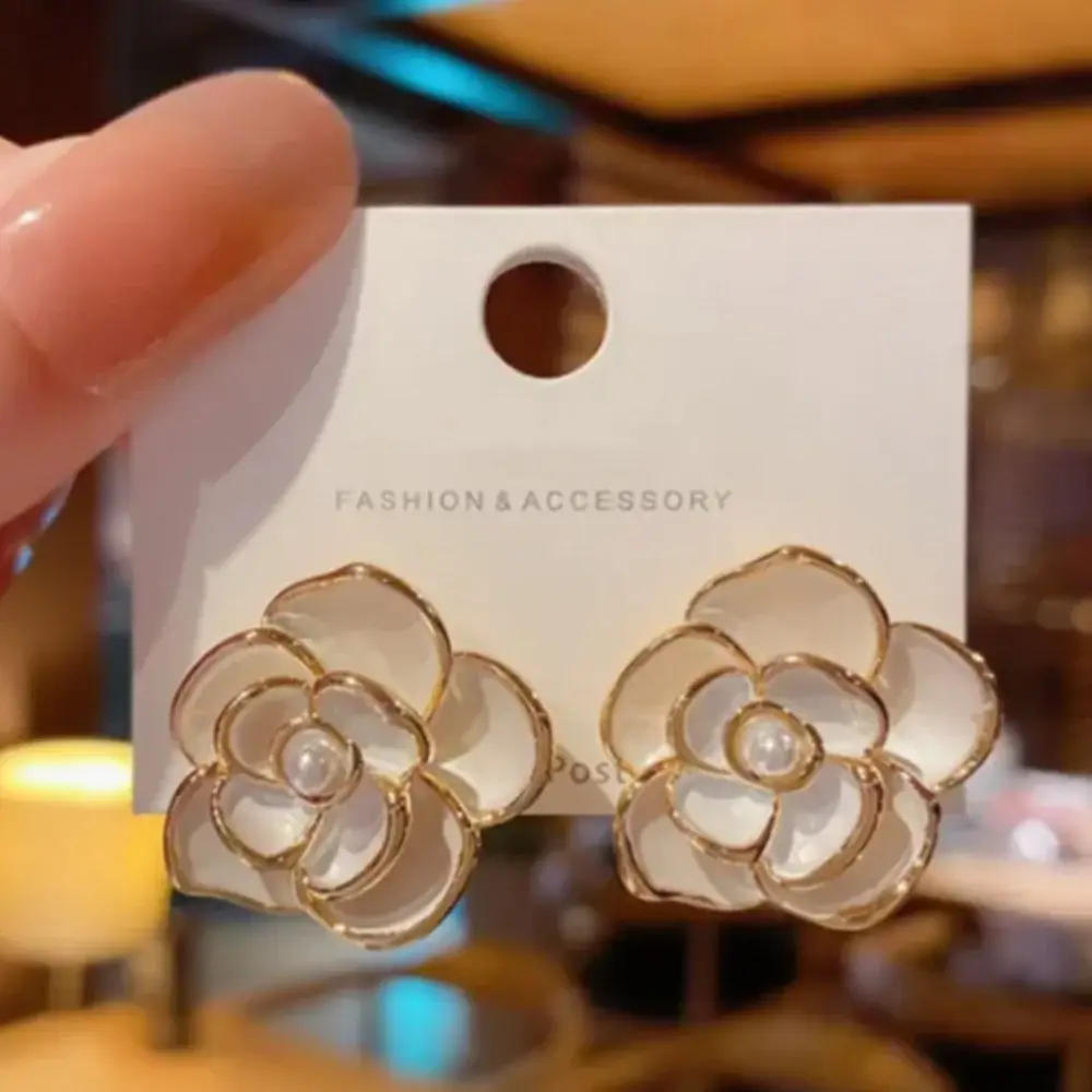 White Bloom Flower Stud Earrings